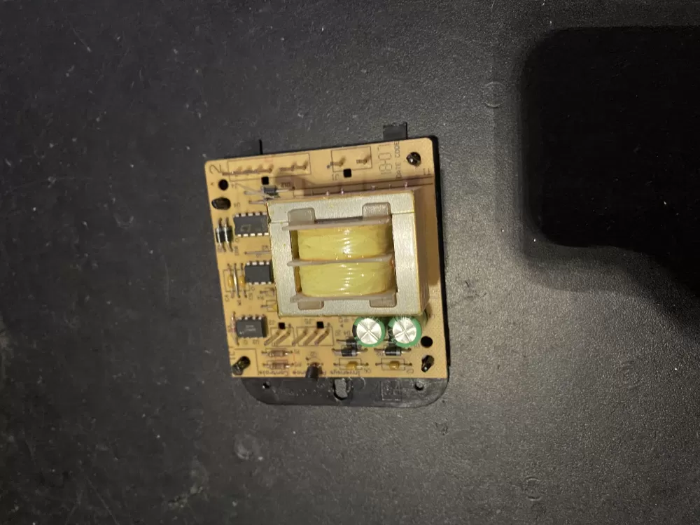 Wolf 801363 WLF816290 Wall Oven Control Board AZ25173 | BK440