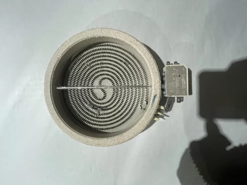 GE  Frigidaire  Electrolux 191D6306P001 Range Surface Element