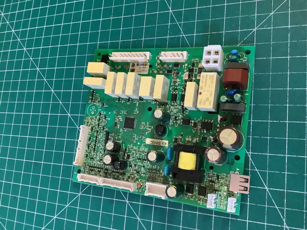 Frigidaire 5304522757  AP6976350  808069104  ER8E24TG07 Refrigerator Control Board