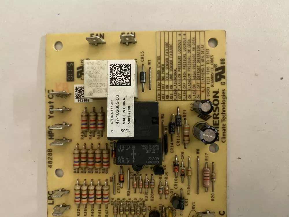 Emerson 47 102685 06 47d43 111 03  Circuit d43 Control Board AZ108085 | BK530