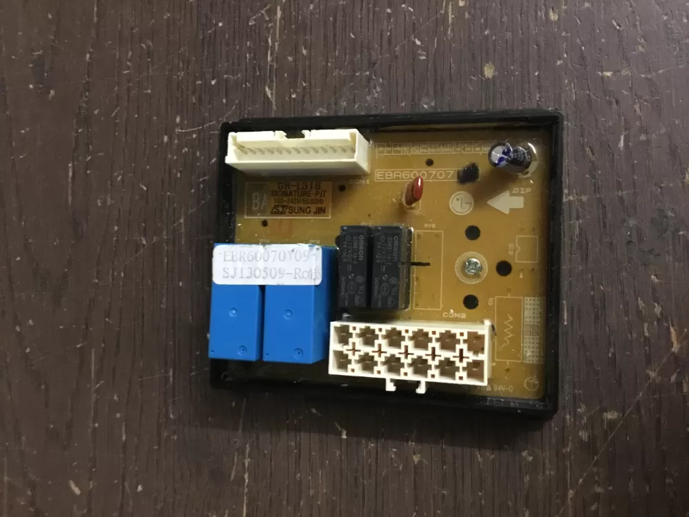 Kenmore  LG EBR60070709 Refrigerator Control Board