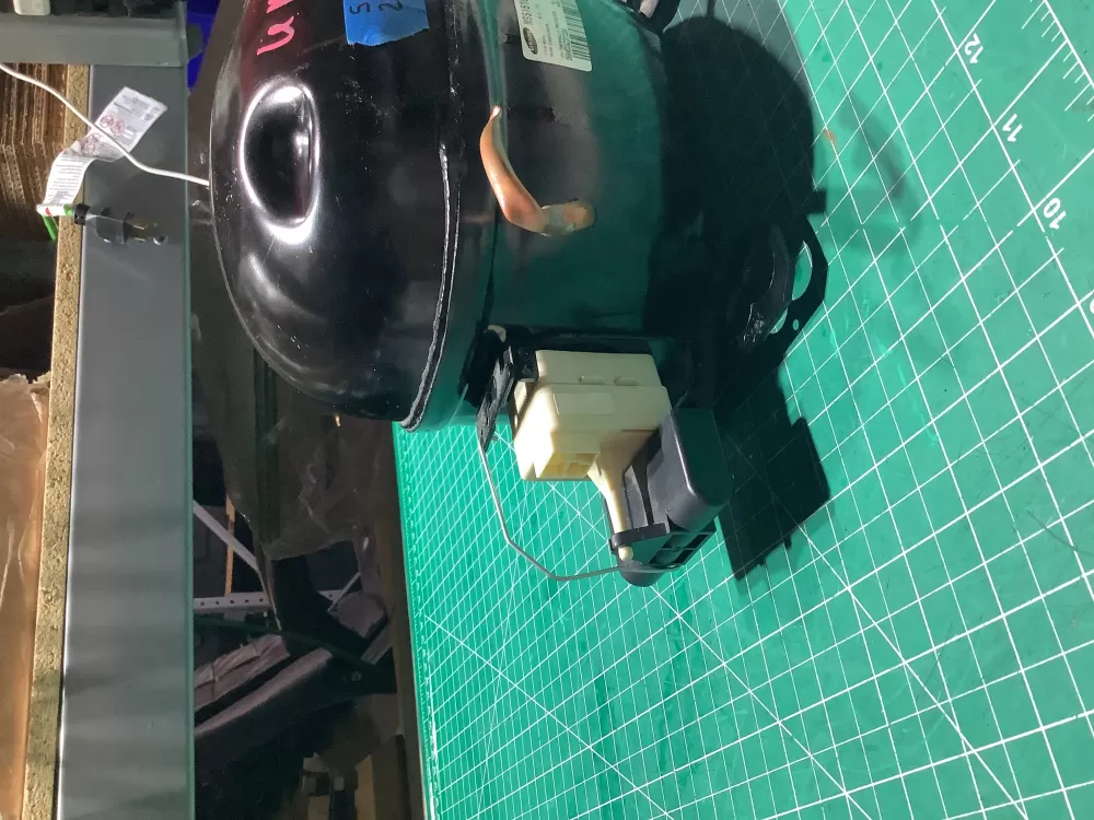 Samsung El2 p7517 Refrigerator Compressor AZ146780 | SL261