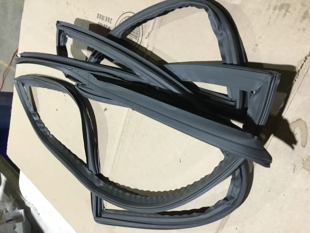 GE  Haier WR14X29298 Refrigerator Door Gasket