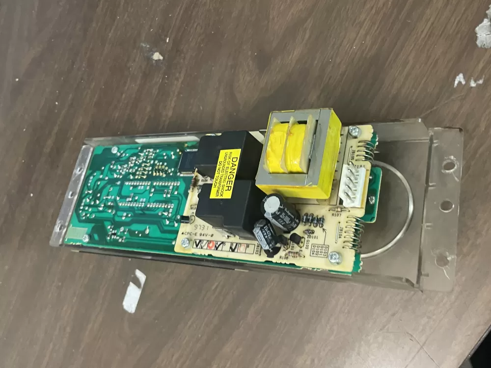 GE 164D3147G005 Oven Control Board