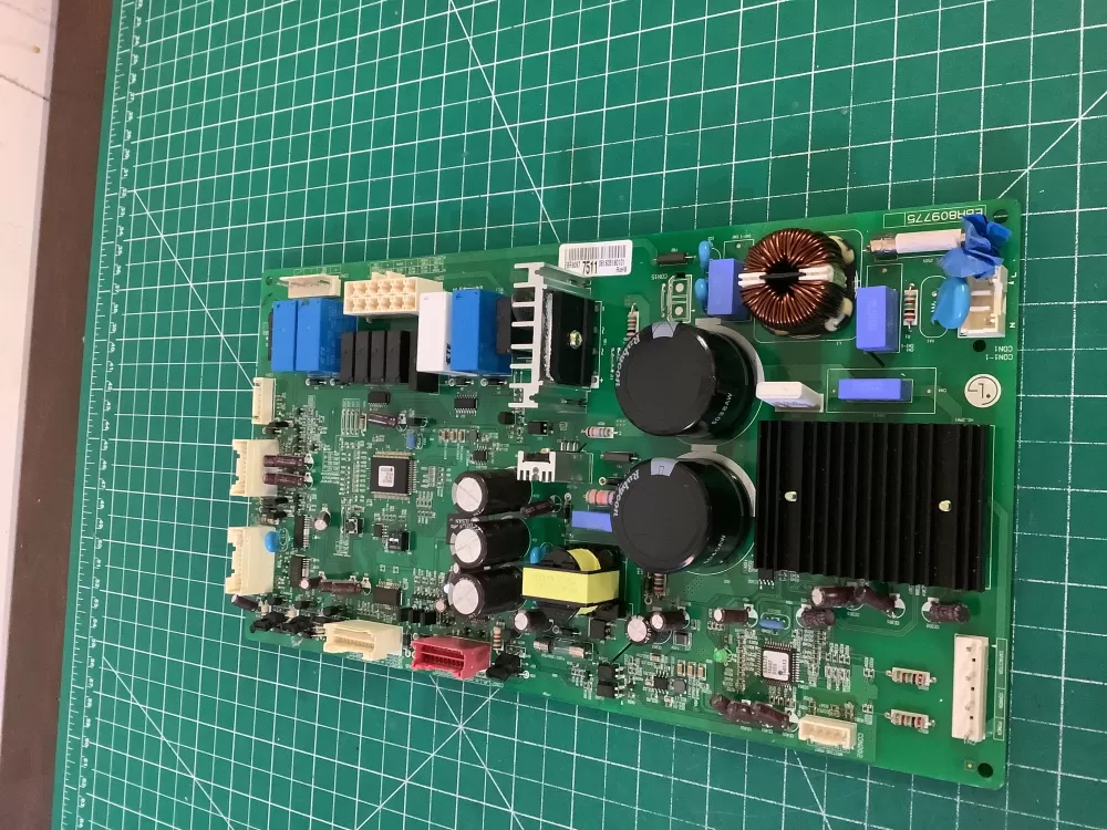 LG EBR80977511 Refrigerator Control Board AZ207395 | NRV914