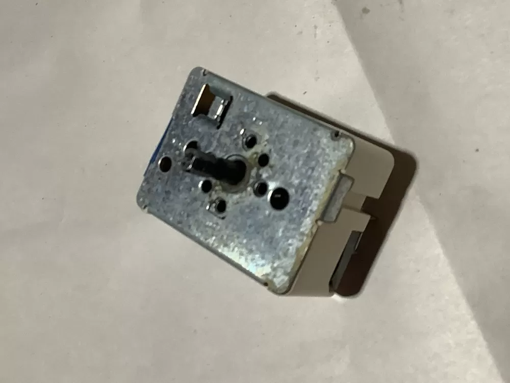 GE Hotpoint Wb24t10029 Range Switch Infinite AZ125195 | Sl212