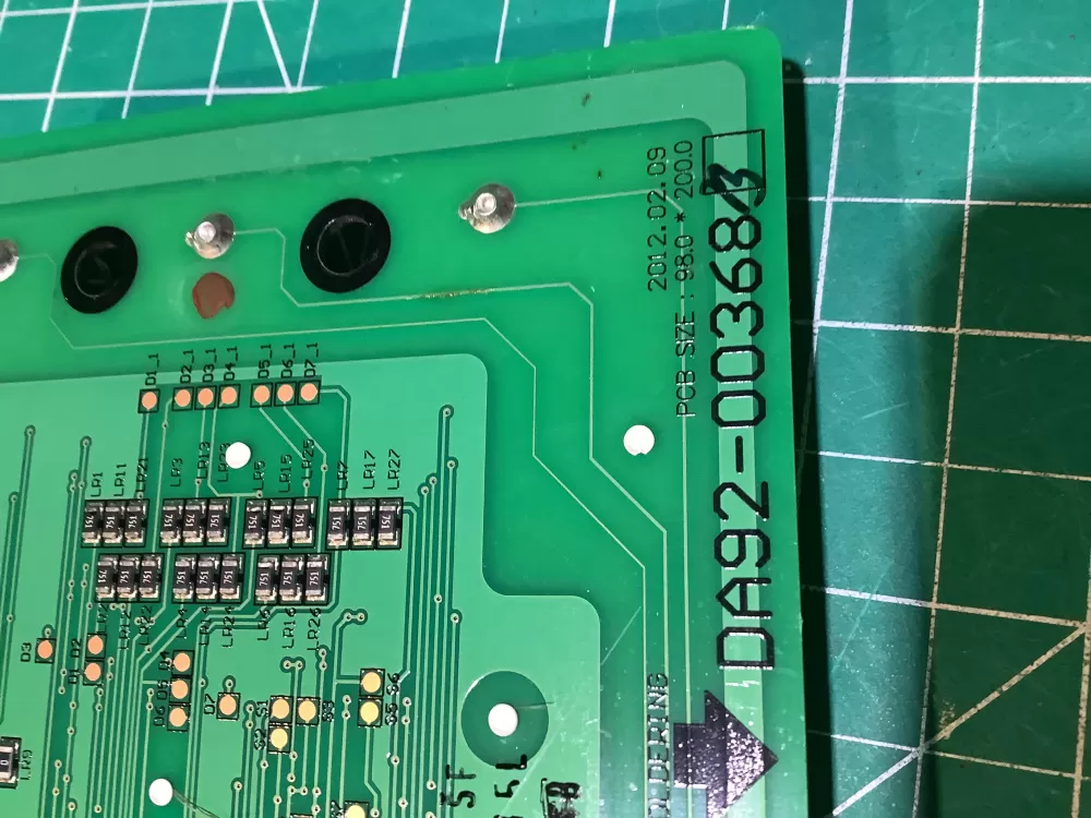 Samsung DA92-00368B Refrigerator Control Board Dispenser AZ137034 | NR622