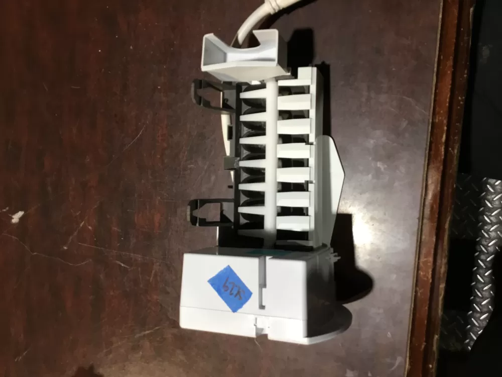 Hotpoint Kenmore WR30X10093 Refrigerator Ice Maker AZ66052 | Sl29