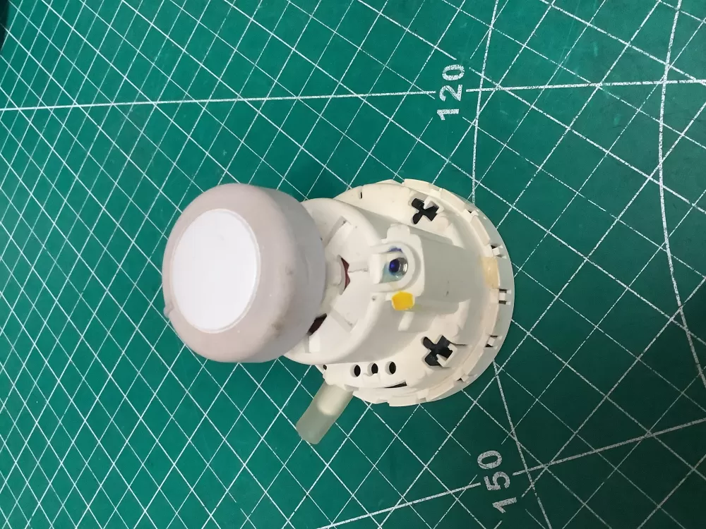 Kenmore 740 9004 3366847 Washer Water Level Pressure Switch AZ202182 | SL127