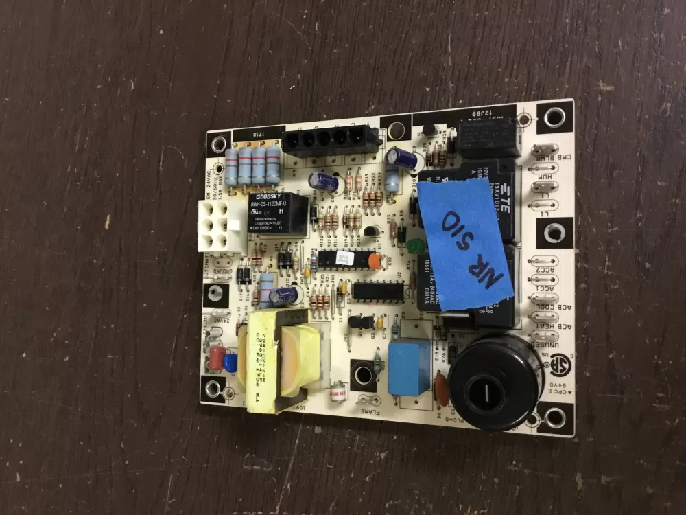 Lennox 1097-83-505A Furnace Control Board AZ8772 | NR510