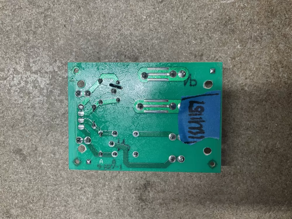 100-00528-02 Bosch Double Oven Relay Board Part # 489264 AZ23611 | KM1157