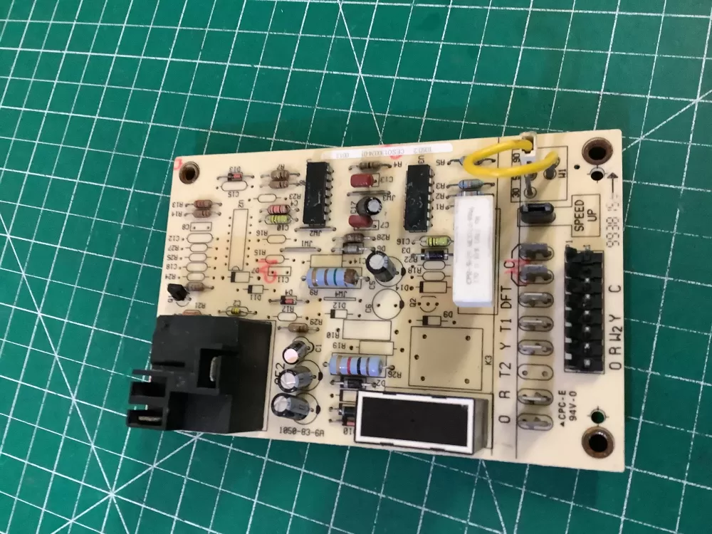 Carrier Bryant 1050 83 6A Defrost Control Board AZ191565 | NR1413