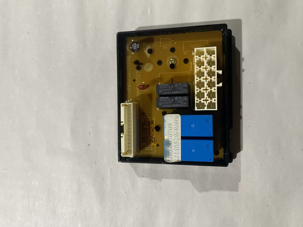 Kenmore  LG EBR60070709 Refrigerator Control Board