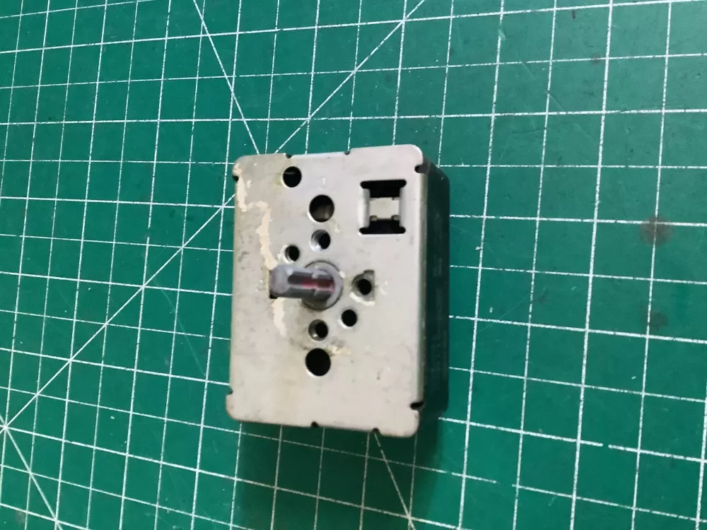 GE Kenmore Whirlpool Maytag KS811520 Range Control Board Burner Switch