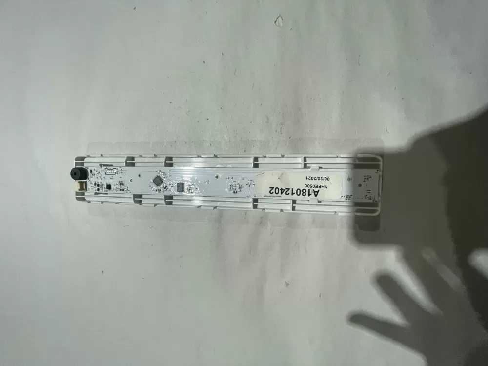 Frigidaire Refrigerator UI Control Board A18012405 A18012402 AZ188010 | KM673