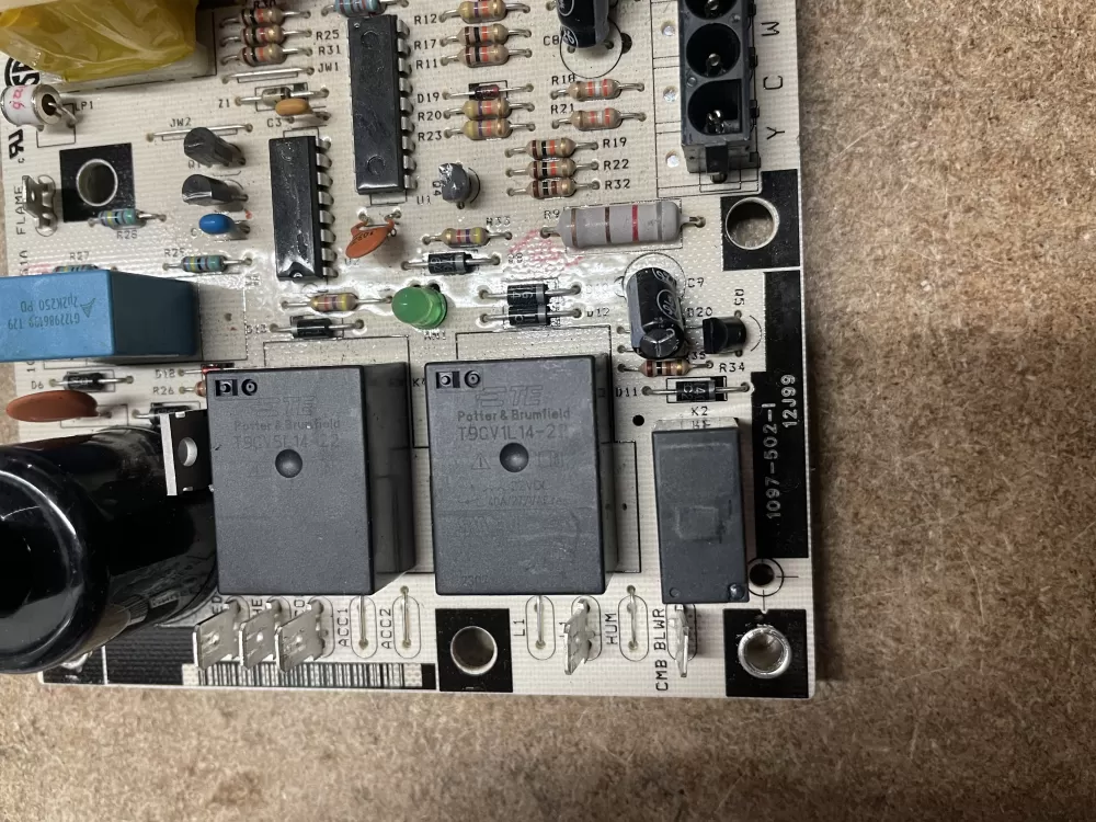 Lennox 1097-83-5051A Furnace Control Board Oem AZ15555 | KM960