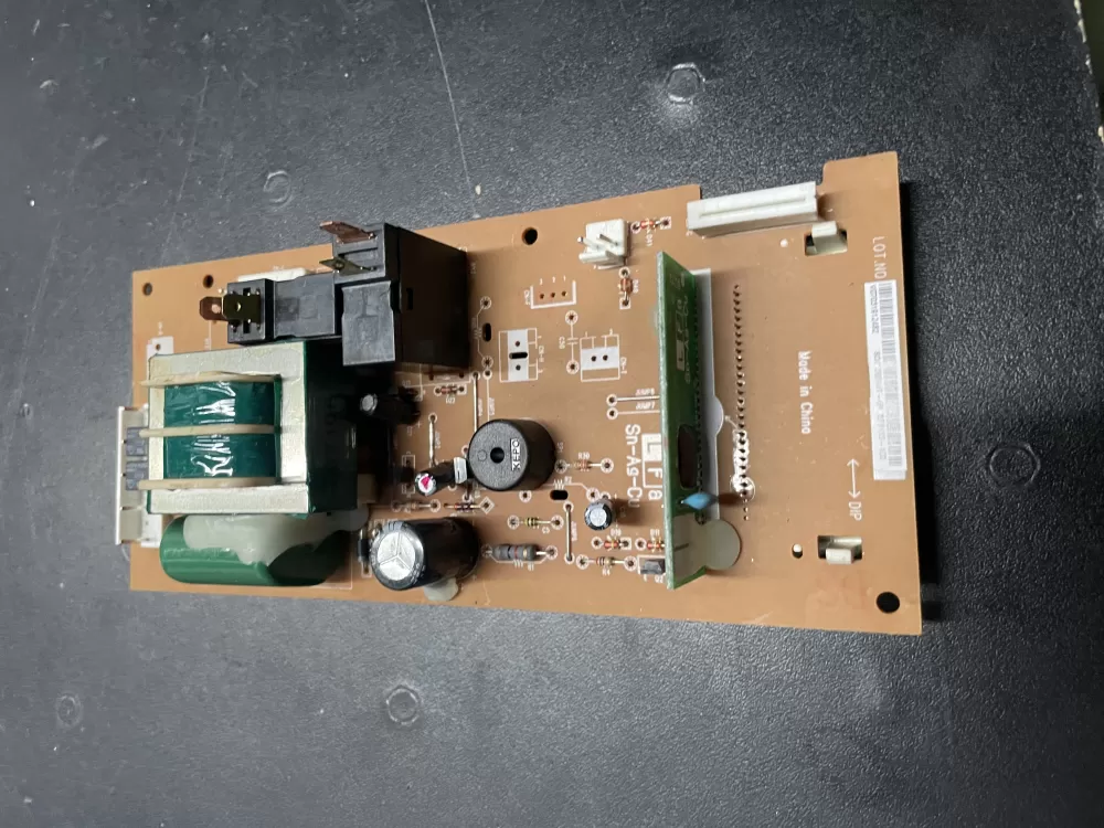 GE V07031912482  626044T  BFB123-100 Microwave Control Board