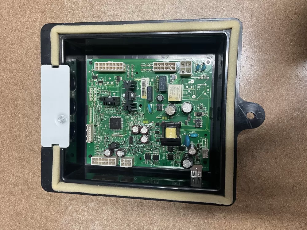 Electrolux  Frigidaire  242268902  Refrigerator Main Control Board