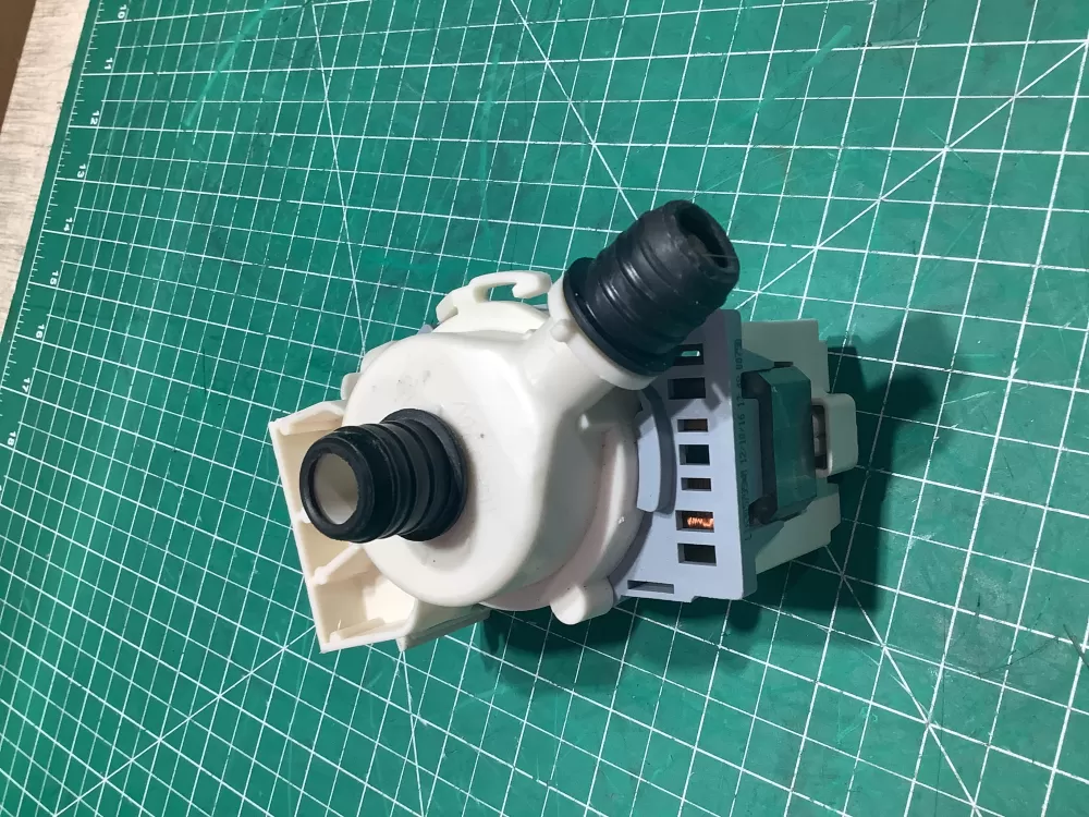 Electrolux 132115811 Washing Machine Drain Pump AZ150477 | AR197