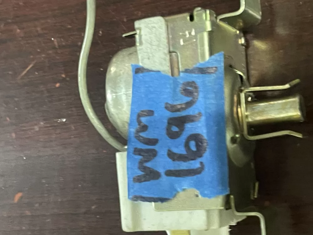 Frigidaire 01 Refrigerator Control Board Thermostat knob AZ97321 | Wm1696