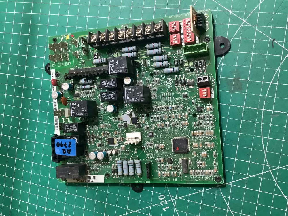 Carrier CEPL130456-01 Furnace Control Circuit Board HK42FZ022 AZ215196 | AR2799