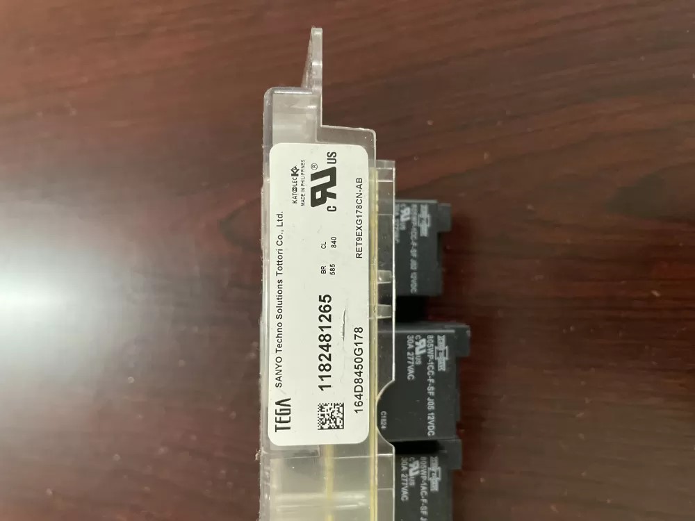 GE 164D8450G178 Range Oven Control Board AZ80010 | KM935