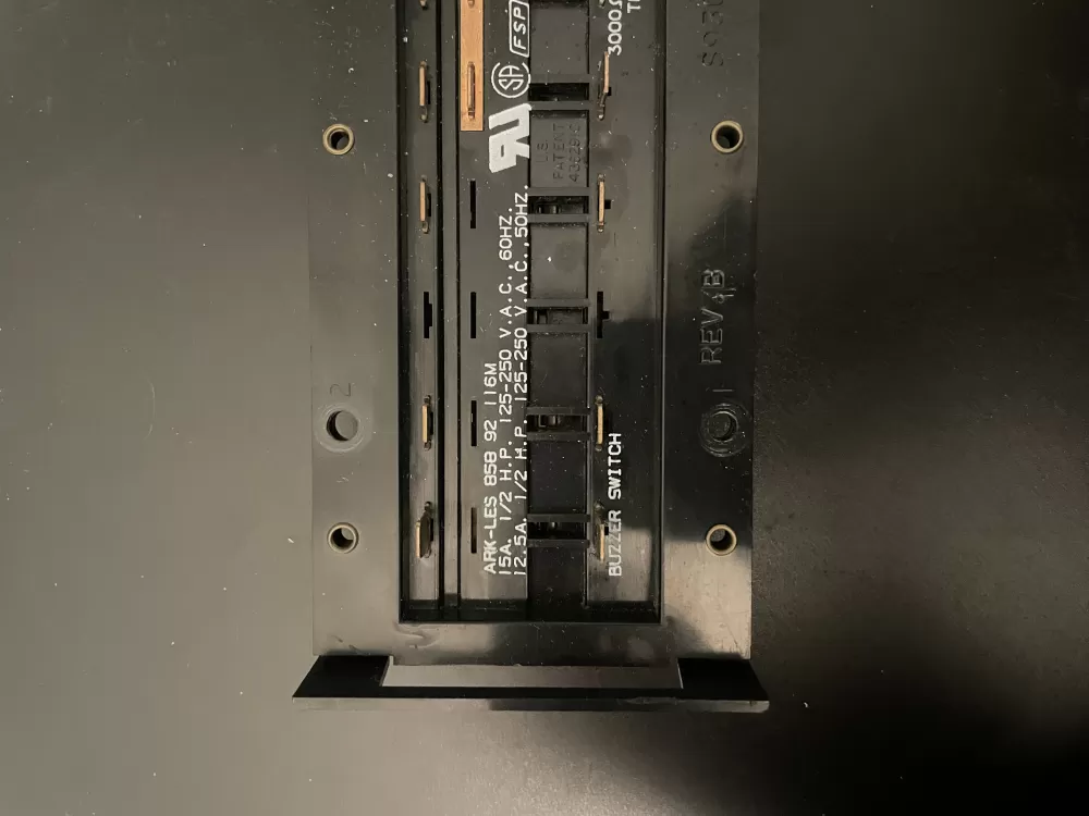 Whirlpool 3393836 Dryer Control Board Switch AZ92823 | KM1143