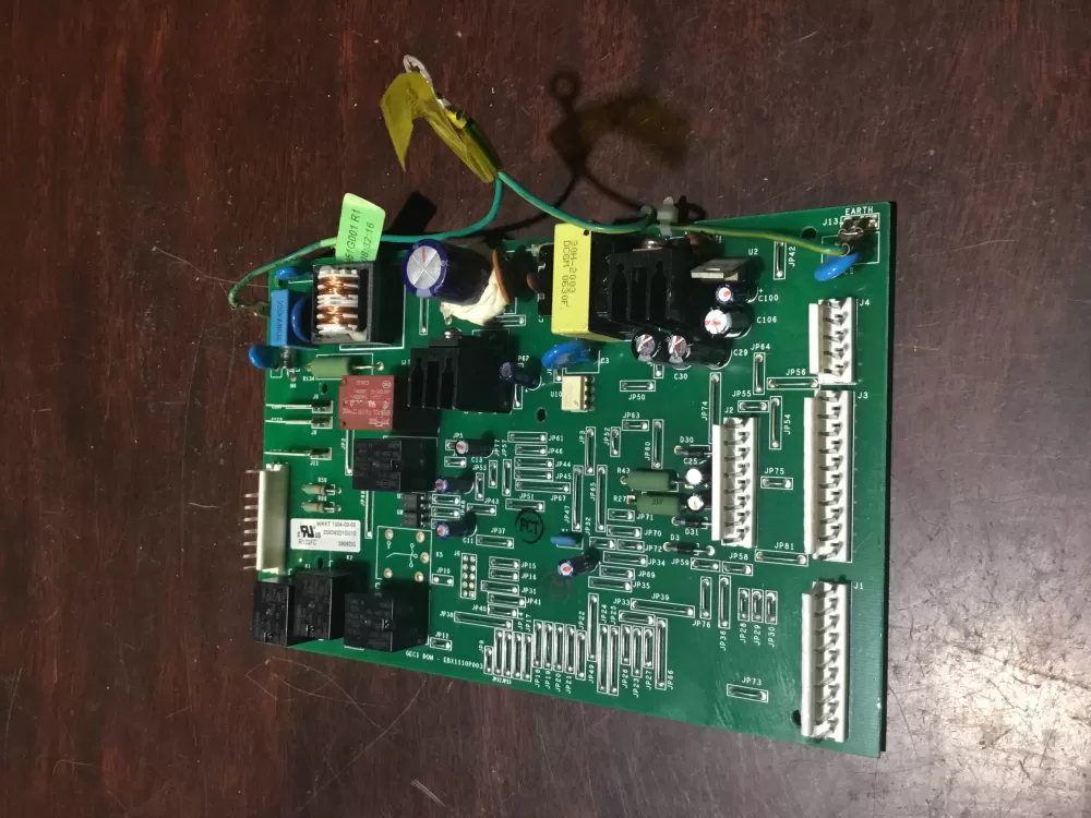 GE 200D6221G010 EBX1110P003 WR55X10552 Refrigerator Control Board