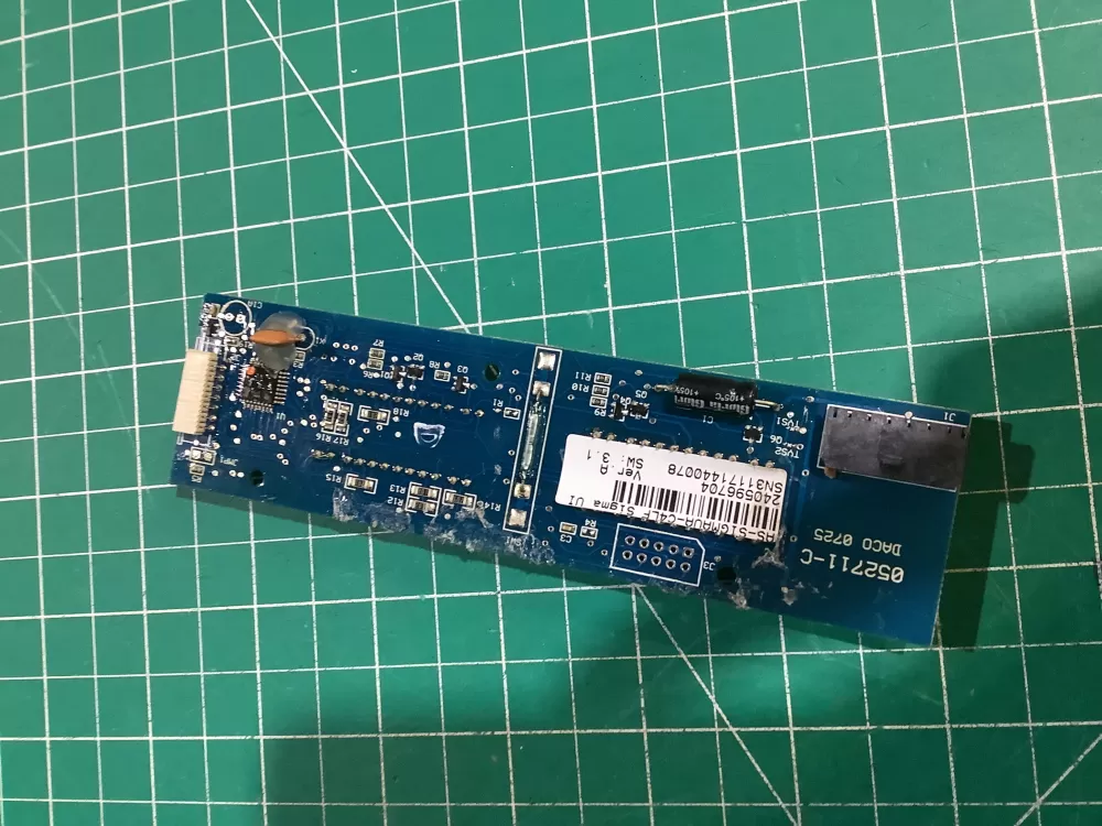 Frigidaire Kenmore Electrolux Refrigerator Control Board AZ157181 | NR60