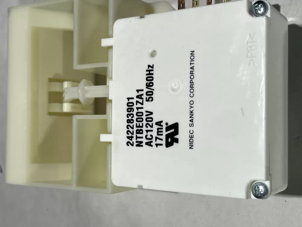 Frigidaire 242303001 Refrigerator Damper Motor Control  AZ153335 | Wm2500