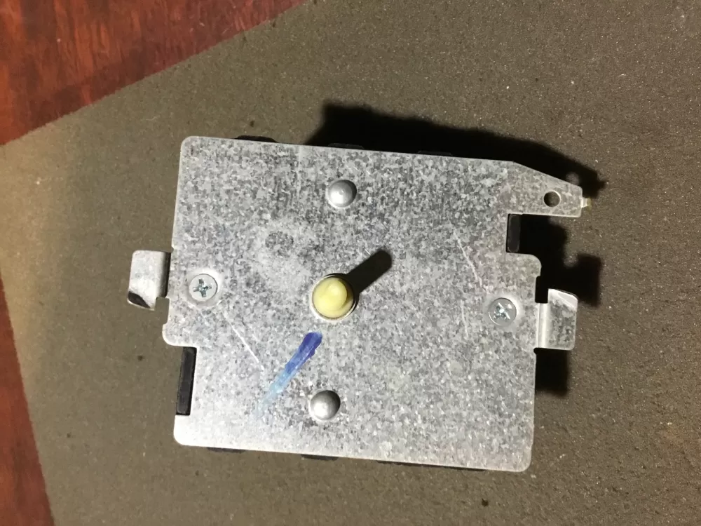 GE 212D1233P013 WE4M365 Dryer Timer