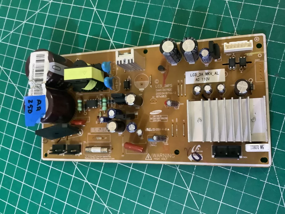 Samsung DA92-00268A Refrigerator Control Board Circuit AZ192392 | AR250