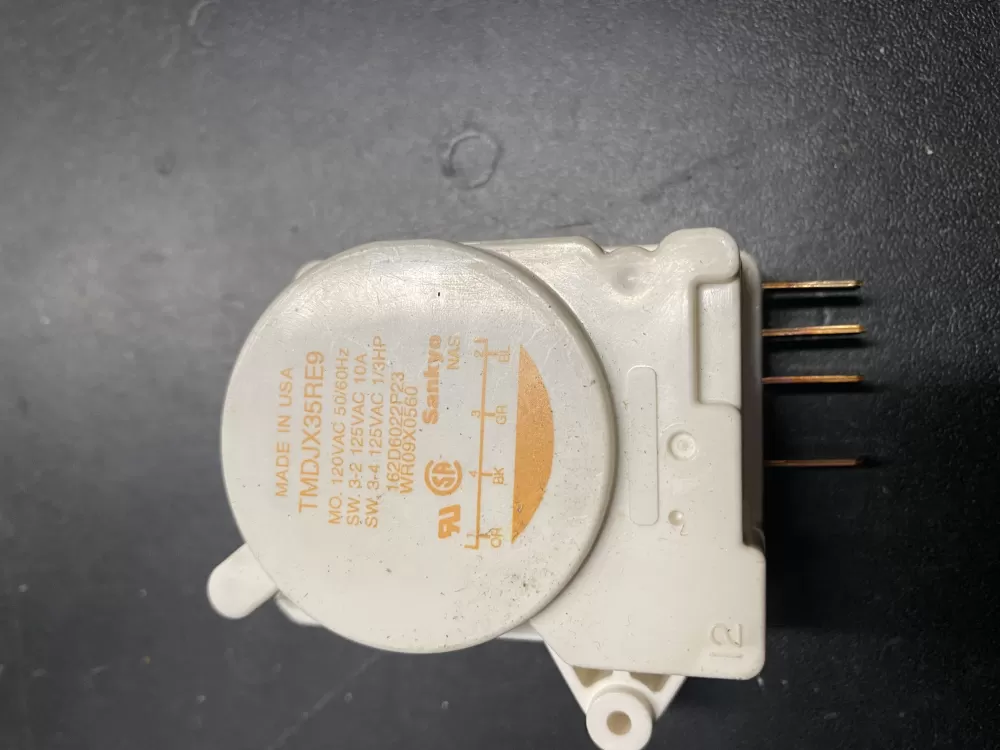Kenmore  Hotpoint  General Electric AP2061751 311078 WR09X0560 WR9X560 PS310986 Refrigerator Defrost Timer