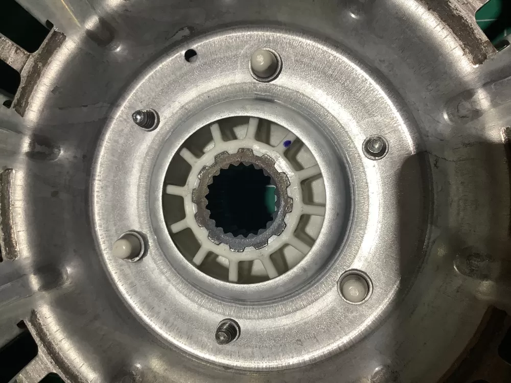 LG Mbf62845201 Mbf618448 Washer Motor Rotor Hub AZ131241 | SL238