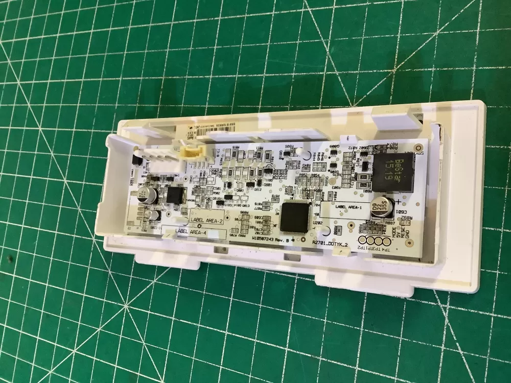 KitchenAid W10677118 Refrigerator Control Board AZ195017 | NR300
