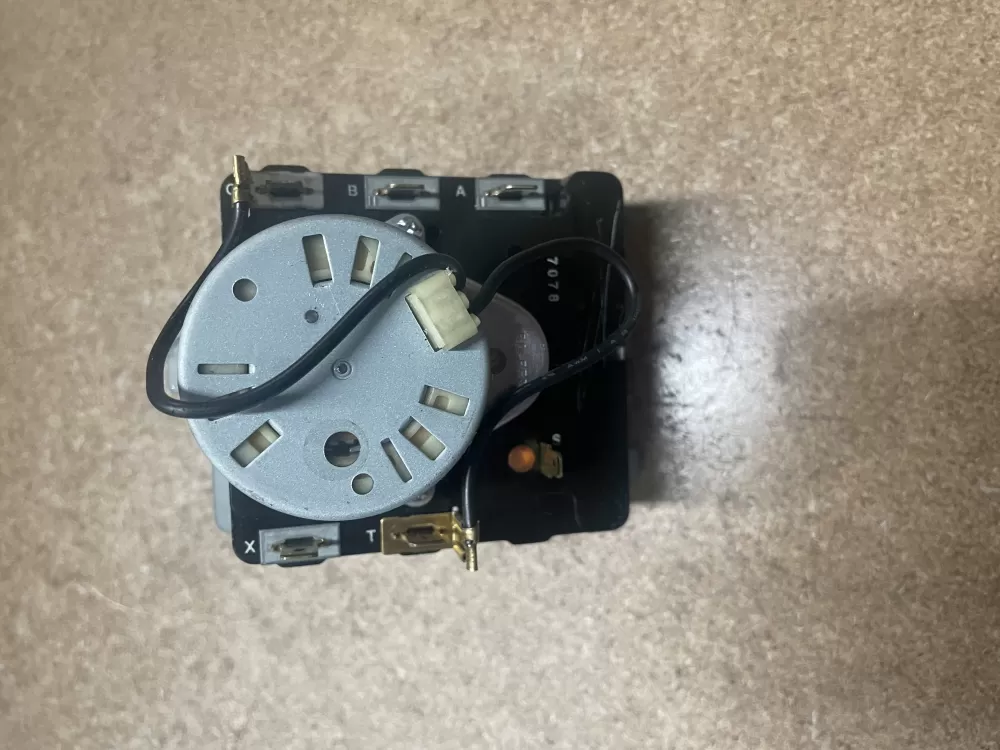 GE 572D520P033 WE4M334 Dryer Timer AZ10997 | KM1544