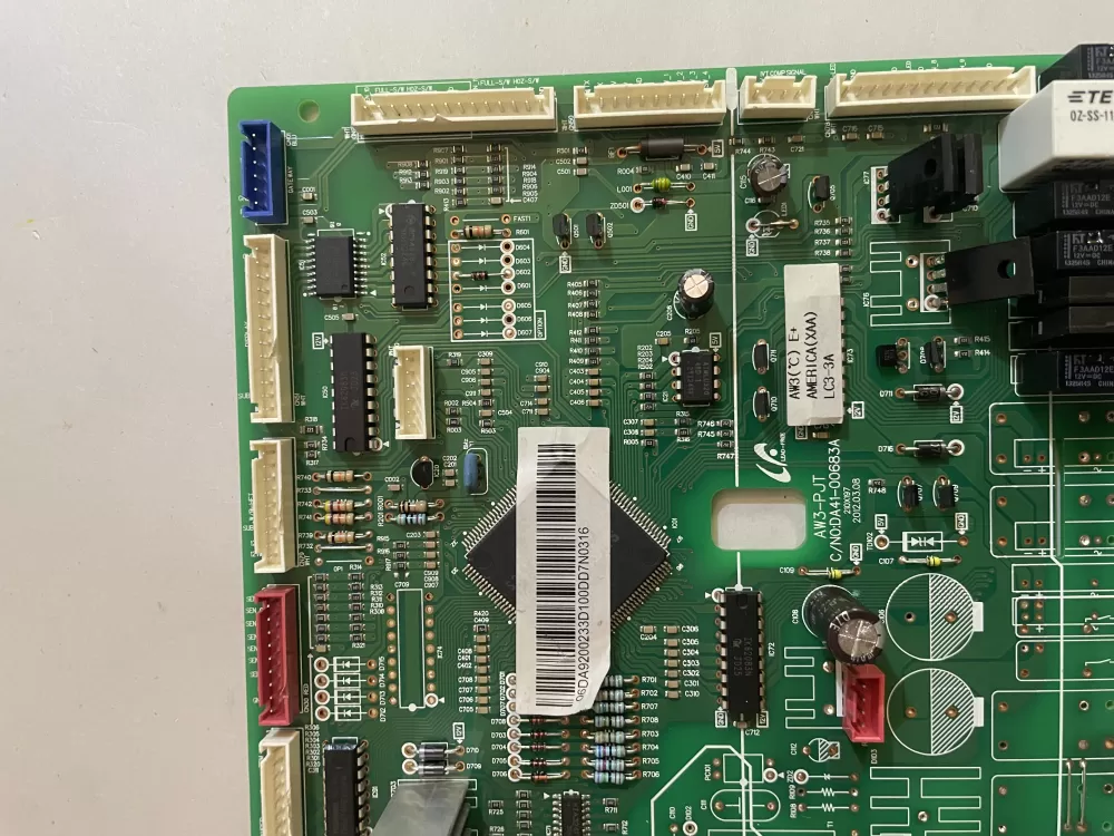 DA92-00233D SAMSUNG REFRIGERATOR CONTROL BOARD AZ159310 | KM970