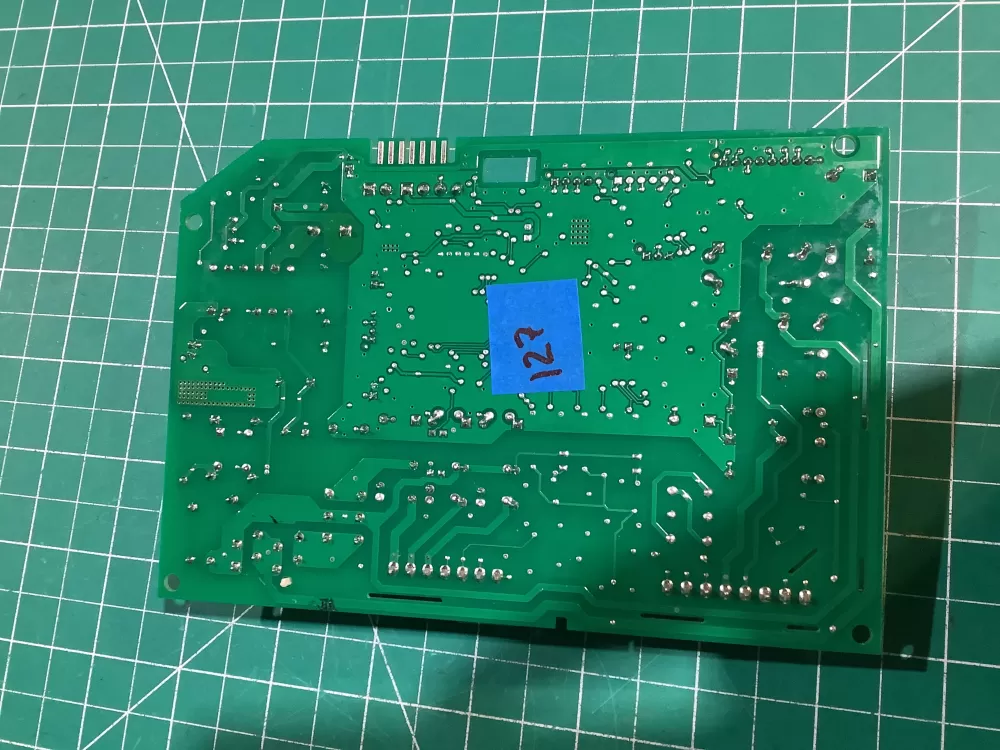 Whirlpool Maytag Amana W10438707 Refrigerator Control Board AZ153140 | NR127