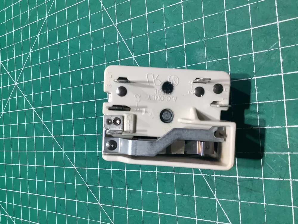 GE Hotpoint Wb24t10029 Range Switch Infinite AZ144927 | SL272