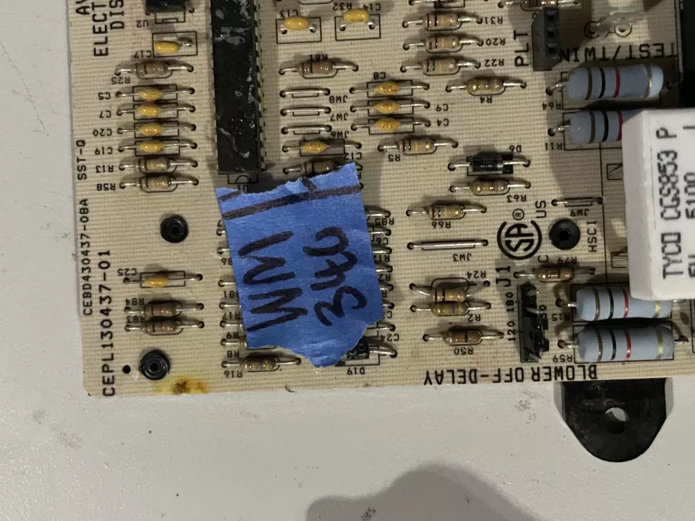 Carrier Bryant CEPL130437-01 Furnace Control Board Hk42fz014 AZ33020 | Wm340