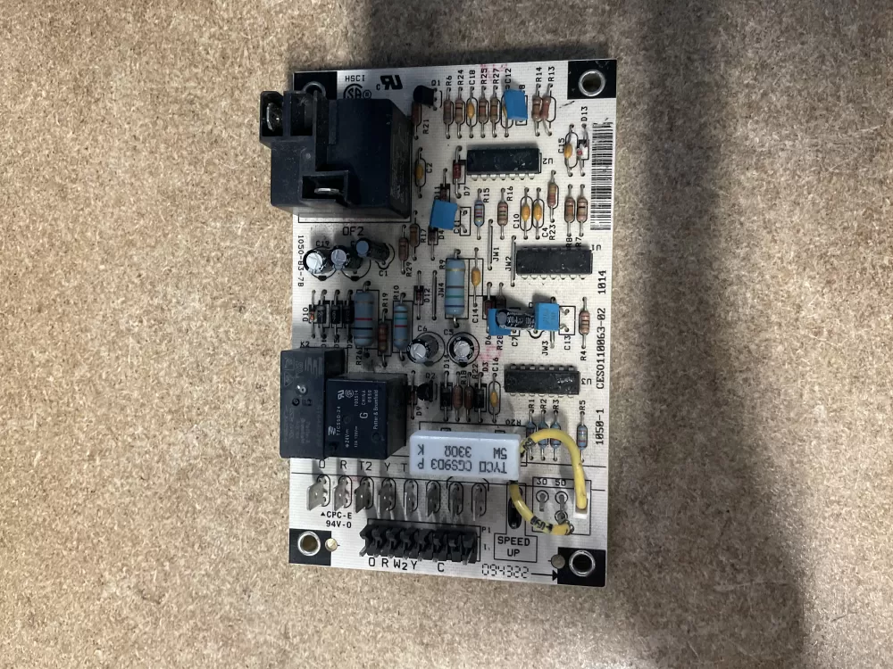 Carrier  CESO110063-02  CESO110063  1050-83-7A  Defrost Control