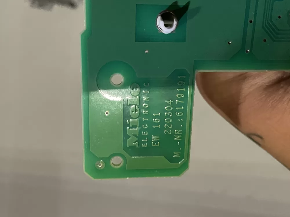 Miele 220304 Washer Control Board AZ34584 | Wm72