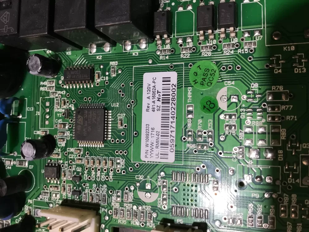 Whirlpool Maytag W10547719 Refrigerator Control Board AZ64514 | NR2096