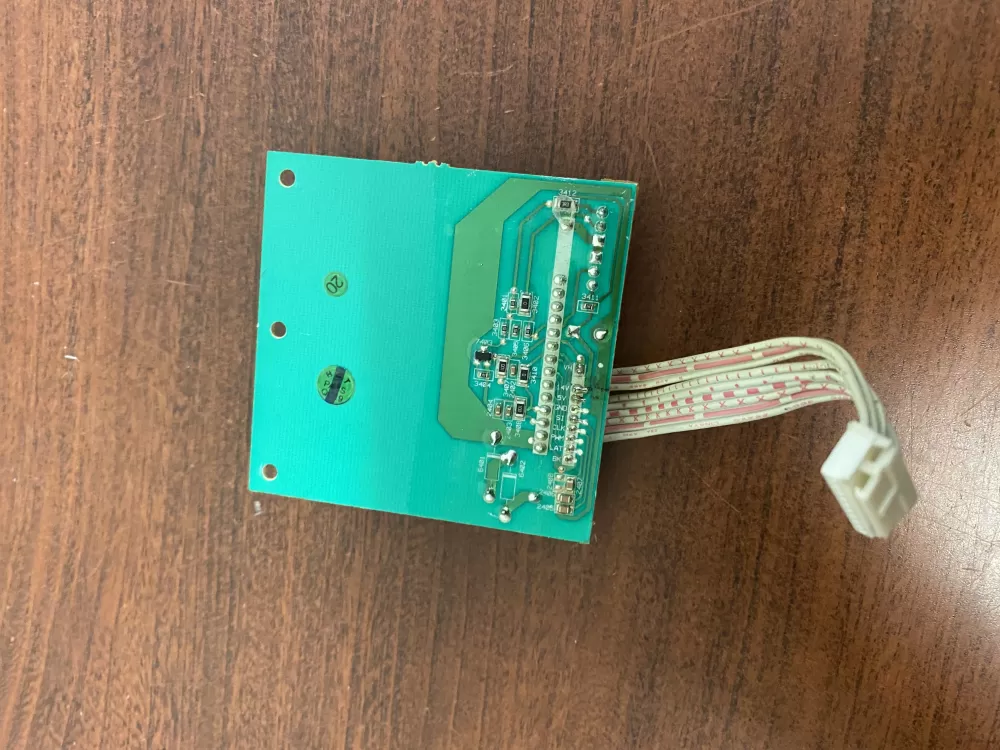  20111019 2009  Tl Door Handle Interior Control Board AZ38520 | BK972