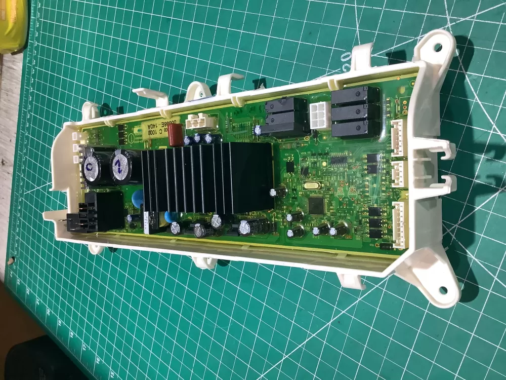 Samsung DC9200686E Range Microwave Oven Control Board AZ185369 | AV862