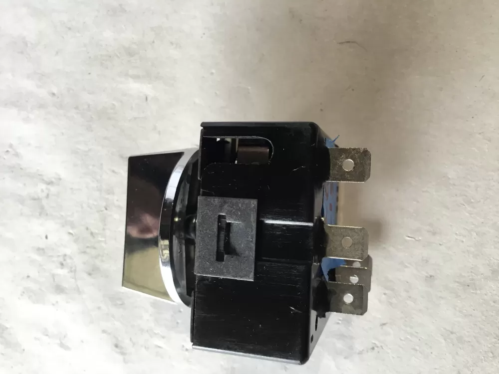 Frigidaire Range Burner Switch 1313767  AZ150211 | SL215