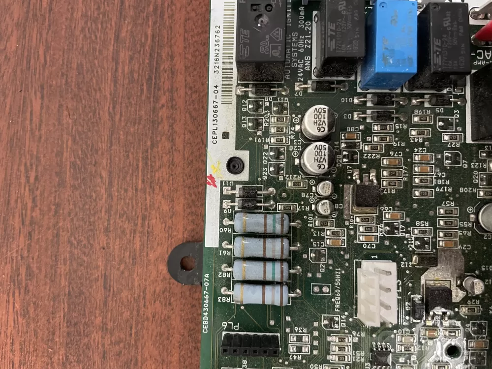 Carrier Bryant CEBD430667 07A Furnace Control Board AZ43982 | KM936