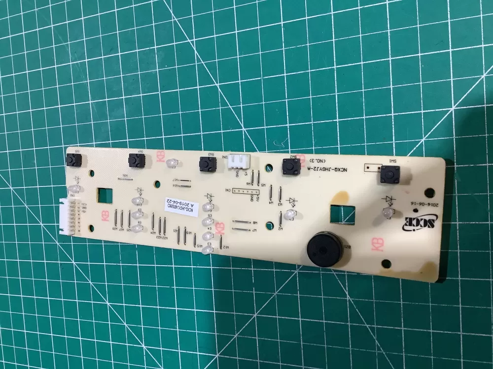 Magic Chef Control Board NCXQ-JHGYJ-68S AZ147296 | NR2470