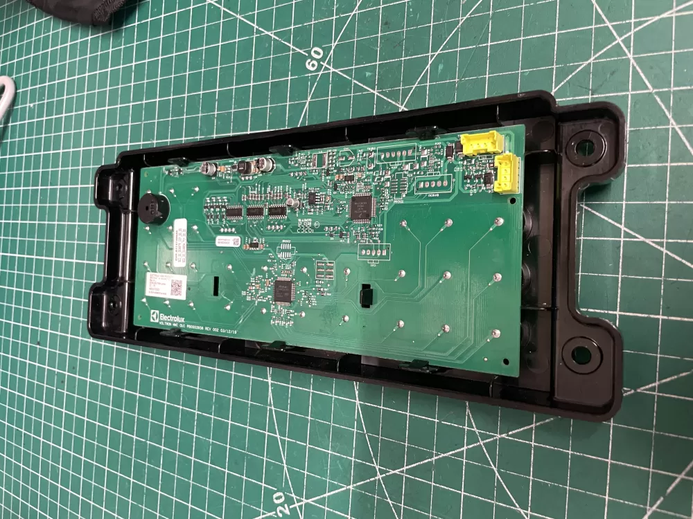 Electrolux  Frigidaire A16490101 A17574904 A15944501 Range Control Board