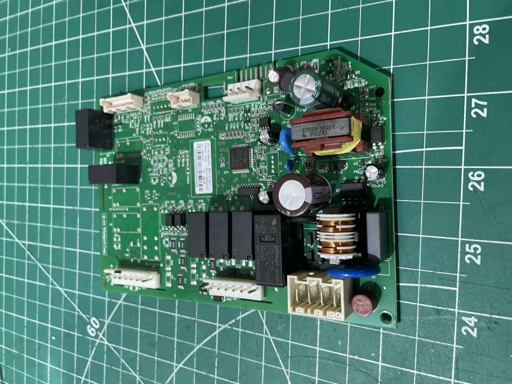 Whirlpool  Maytag  KitchenAid  Kenmore W10547719 W10892333 WPW10547719 W11035836 PS11773172 Refrigerator Control Board